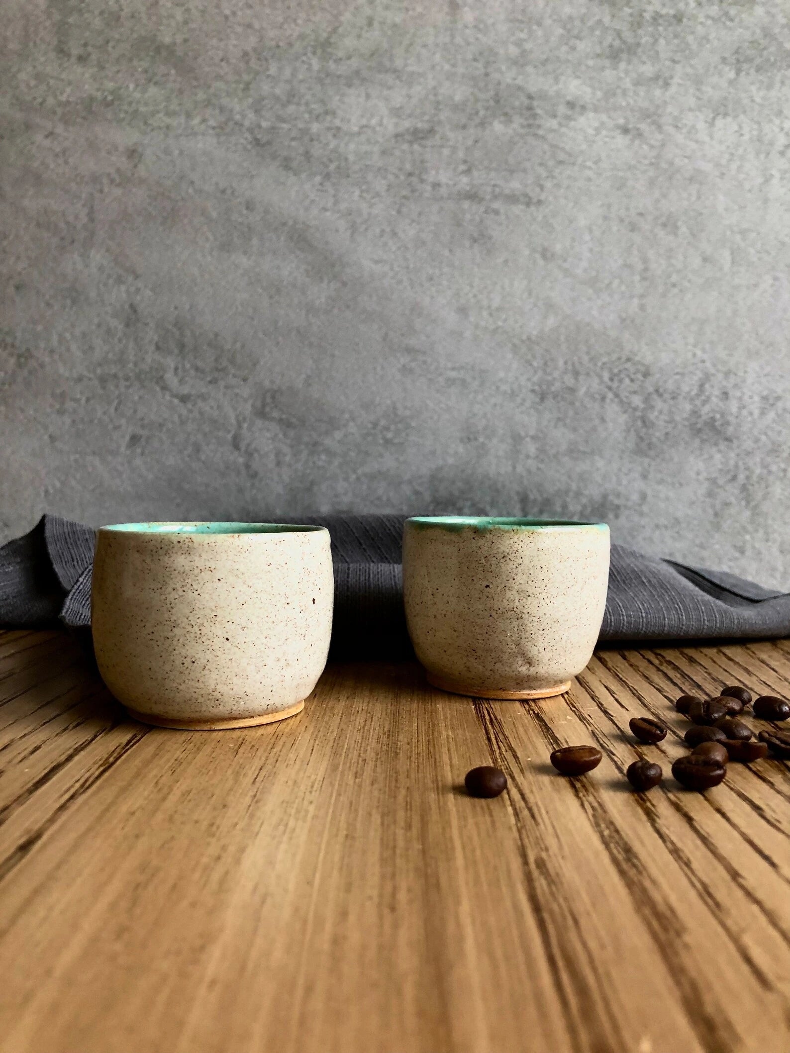 Tasses à café en céramique beige et vert turquoise sans anse | lot de 2 tasses Solna