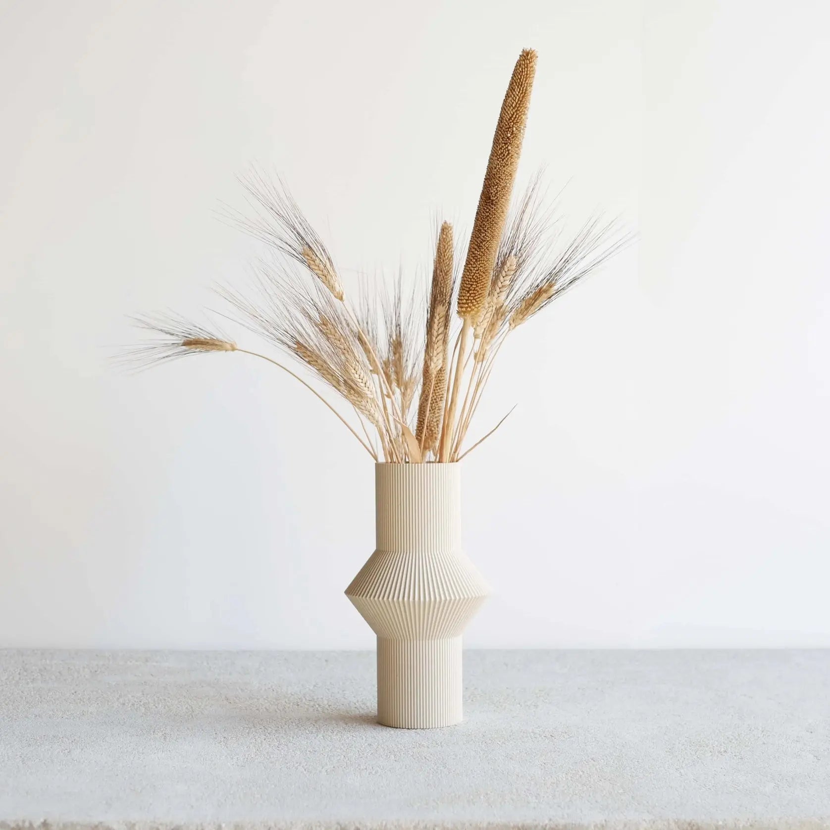 Vase en bois recyclé HOI, design d'inspiration asiatique MINIMUM DESIGN