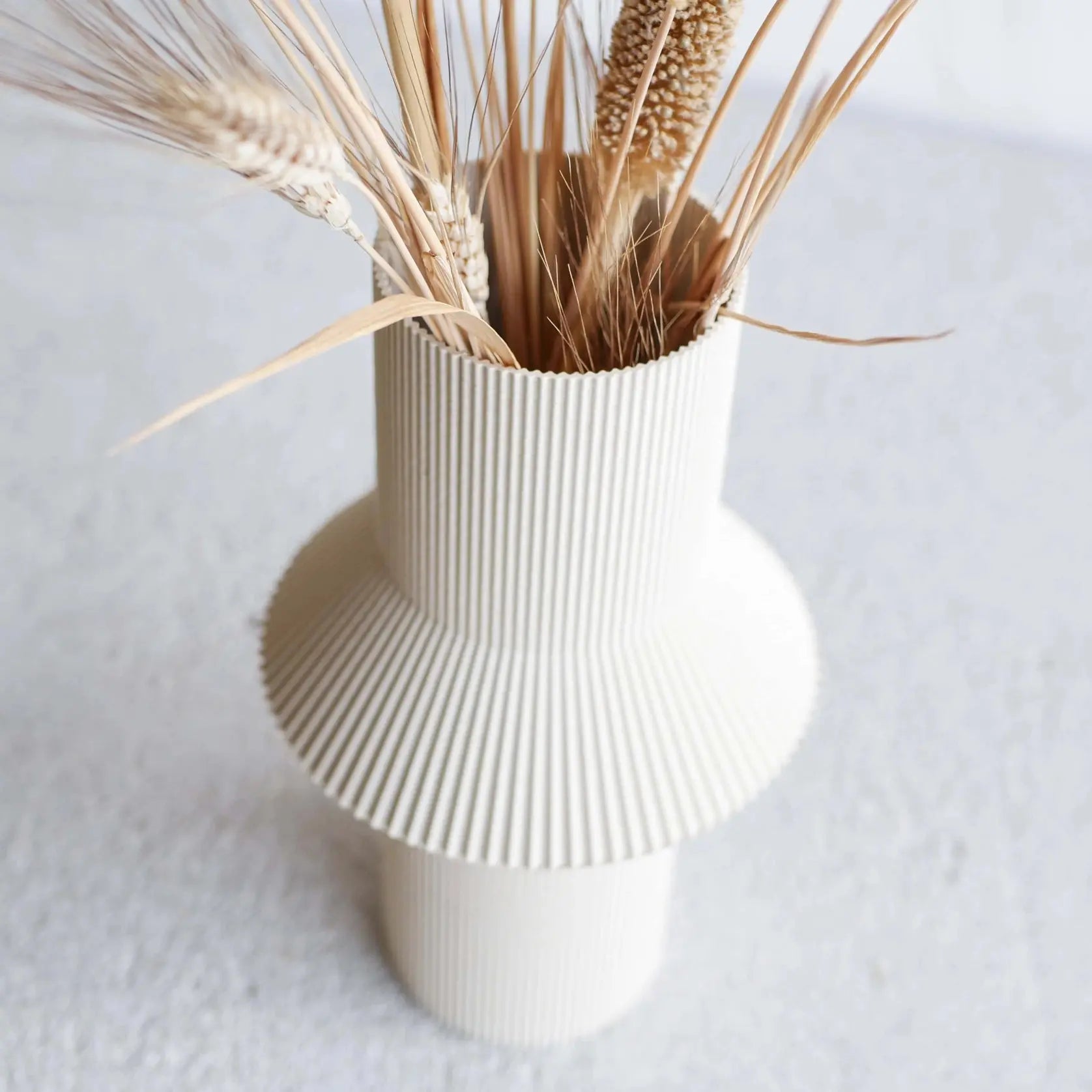 Vase en bois recyclé HOI, design d'inspiration asiatique MINIMUM DESIGN